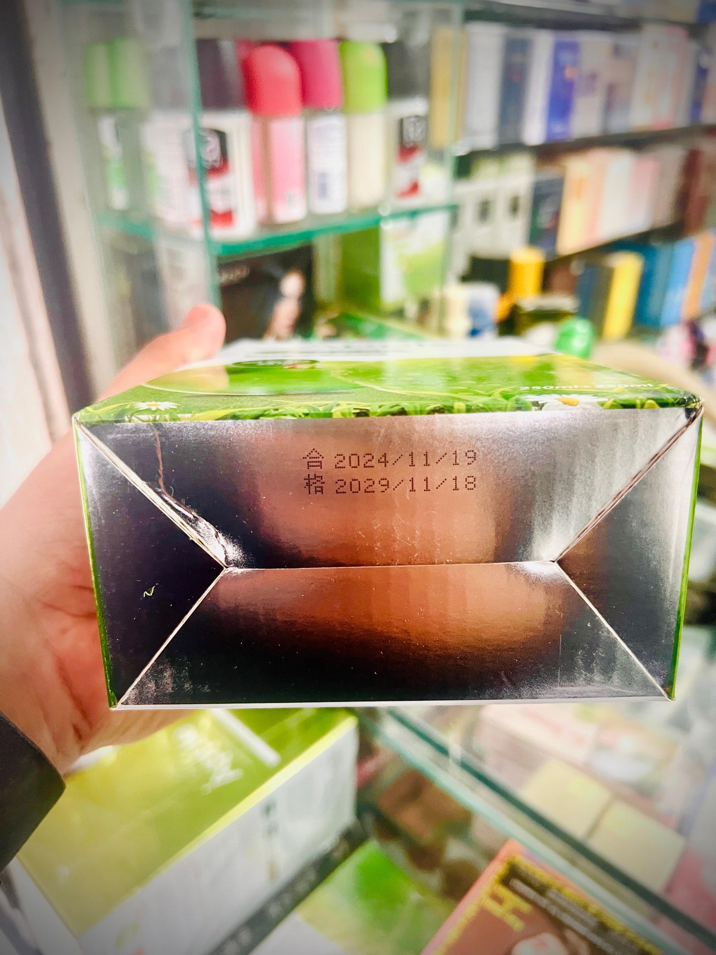 APPLE Hair Color
